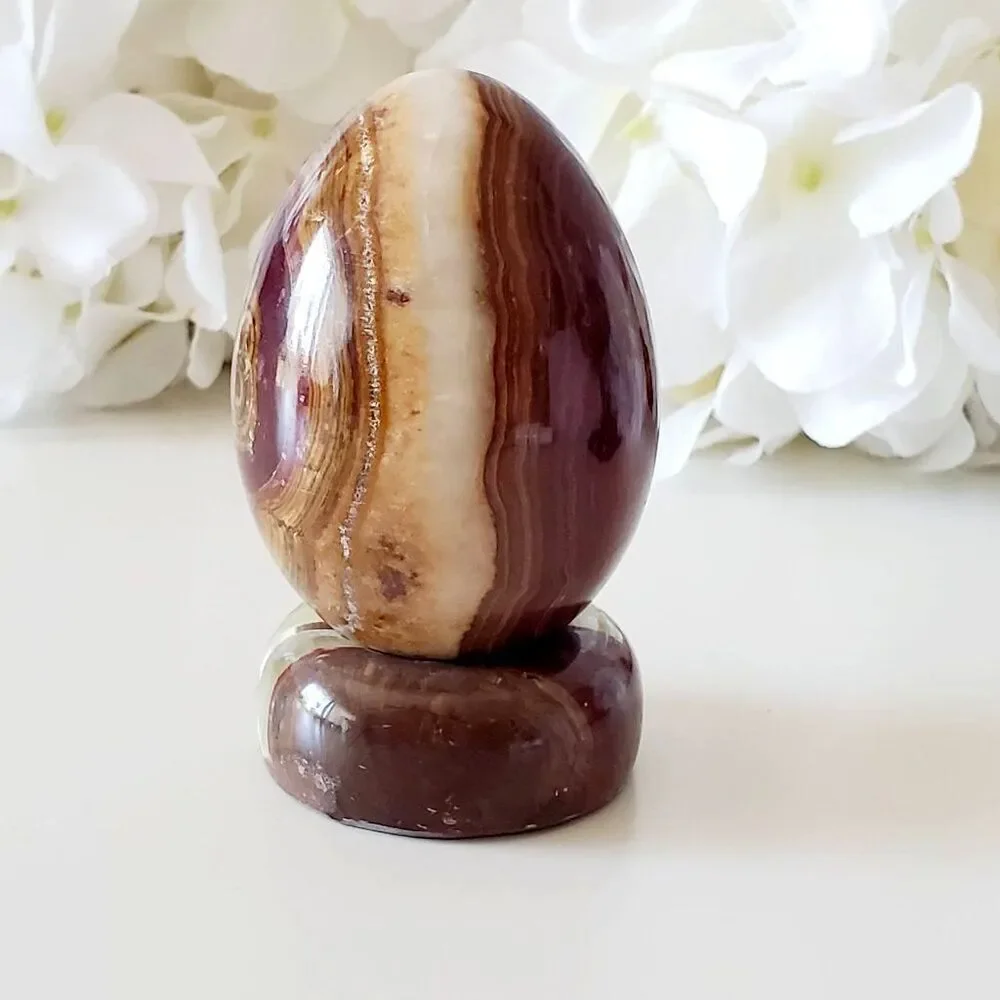 Pakistan Onyx Egg Stone with Vase - 4" Tall - Picture 2 of 12